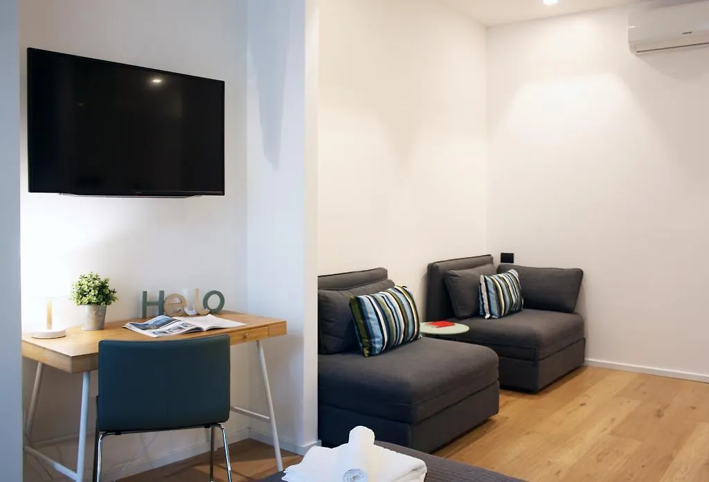 Milano Navigli Apartment - Via Tortona 0*,  Italia