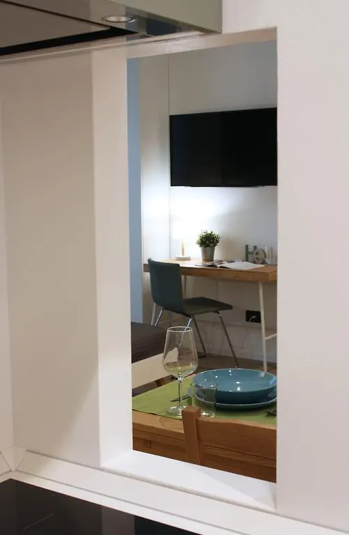 Milano Navigli Apartment - Via Tortona Italy